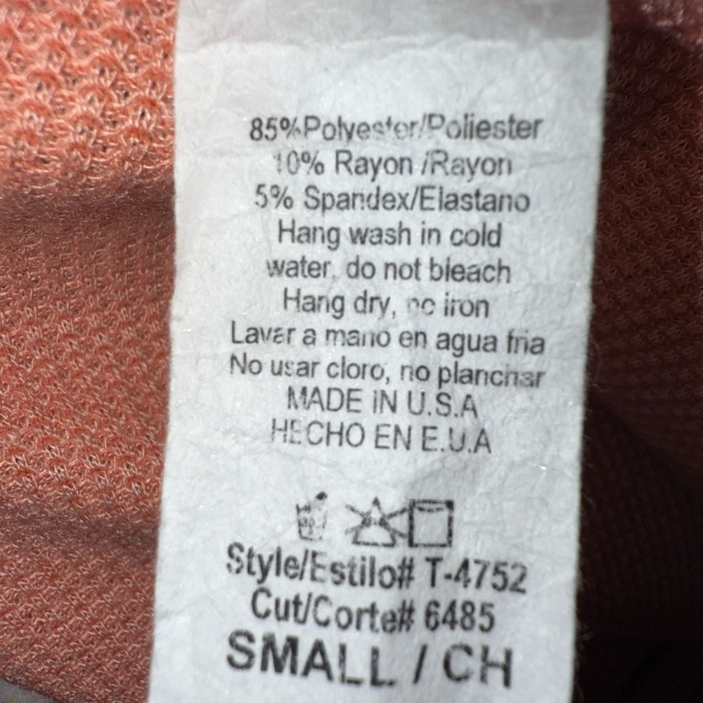 7th Ray Coral and White Lace Sleeve Top - Picture 4 of 4